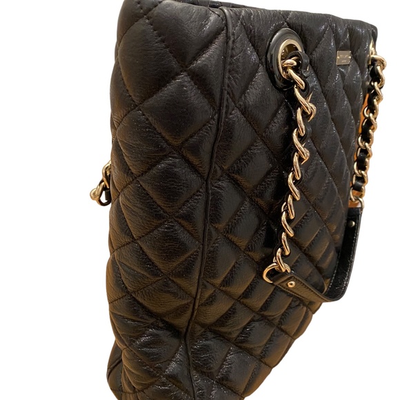 Authentic Michael Kors Lamb skin quilted handbag. - Picture 12 of 13